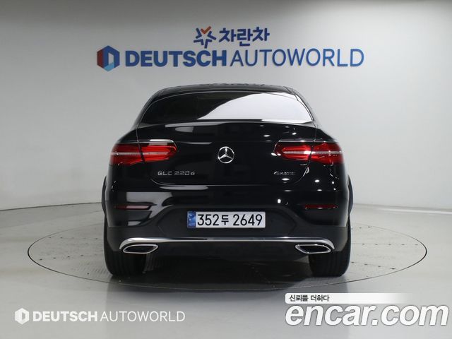 Mercedes-Benz GLC-Class GLC220 d 4MATIC Coupe — пробег 70 733 км — фото 4 из 5