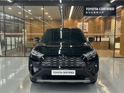 Toyota RAV4 2,5 4WD Hybrid LTD — пробег 9 476 км — фото 3 из 5
