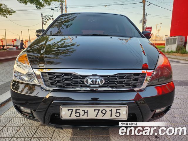 Kia Carnival Grand Carnival GLX Luxury — пробег 200 000 км — фото 1 из 5