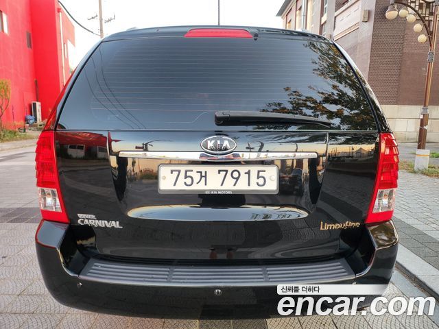 Kia Carnival Grand Carnival GLX Luxury — пробег 200 000 км — фото 2 из 5