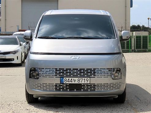 Hyundai Staria HEV 1.6 Cargo 5-Seater Modern — пробег 39 237 км — фото 1 из 5