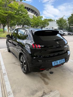 Peugeot 208 GT — пробег 37 500 км — фото 2 из 5