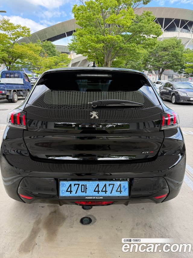 Peugeot 208 GT — пробег 37 500 км — фото 4 из 5