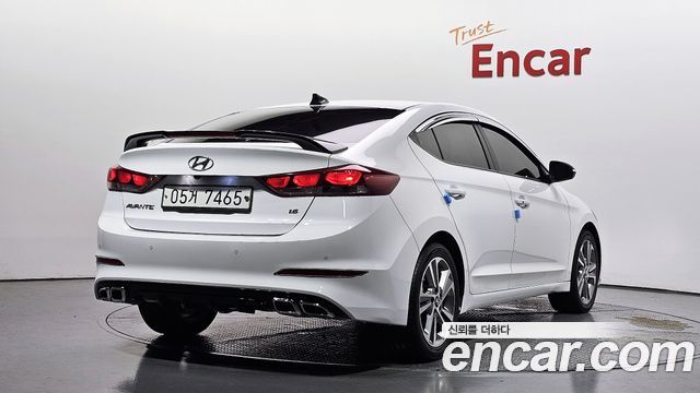 Hyundai AVANTE из Кореи Encar