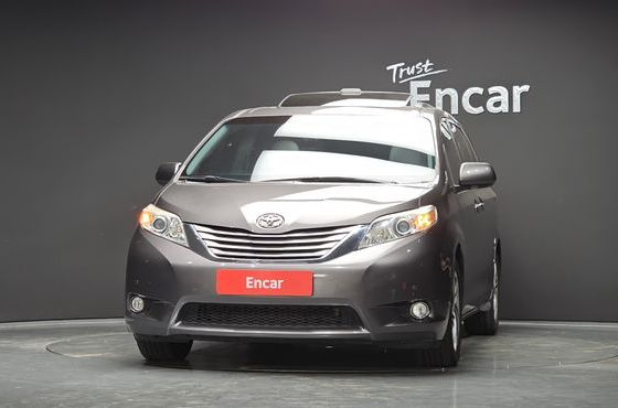 Toyota Sienna 3.5 — пробег 179 525 км — фото 3 из 5