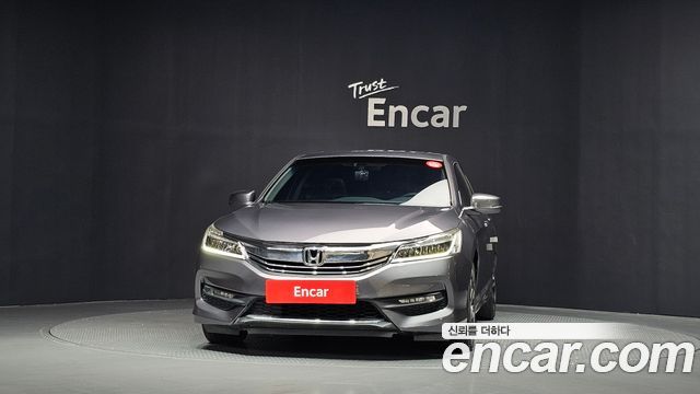 Honda Accord 2.4 9th — пробег 66 002 км — фото 3 из 5
