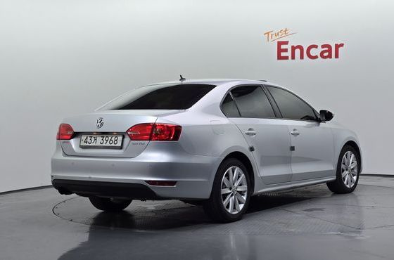 Volkswagen Jetta 2.0 TDI 6th — пробег 222 761 км — фото 2 из 5