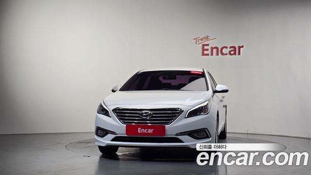Hyundai Sonata 2.0 Smart — пробег 32 103 км — фото 3 из 5