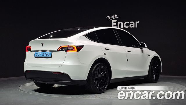 Tesla Model Y RWD — пробег 42 013 км — фото 2 из 5