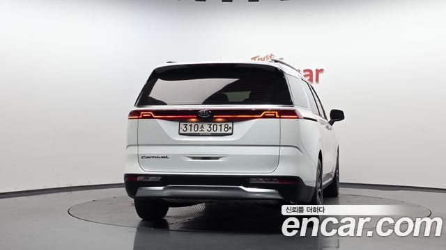 Kia Carnival из Кореи Encar