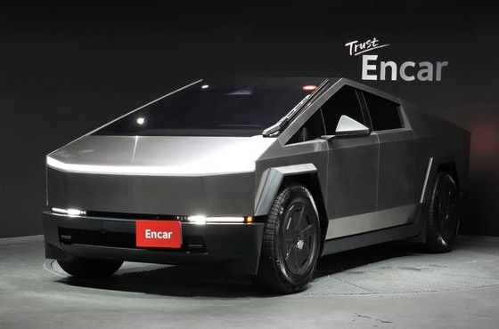 Tesla Cybertruck Cyberbeast — пробег 5 007 км — фото 1 из 5
