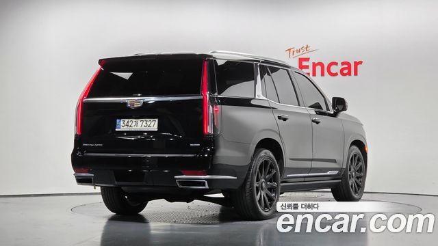 Cadillac Escalade 6.2 Premium Luxury Platinum — пробег 60 924 км — фото 2 из 5