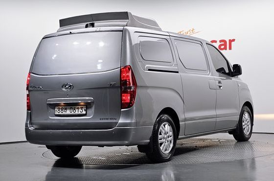 Hyundai Starex Freezer car — пробег 140 352 км — фото 2 из 5