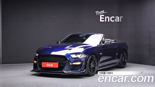 Ford Mustang GT Convertible — пробег 90 124 км — фото 1 из 5