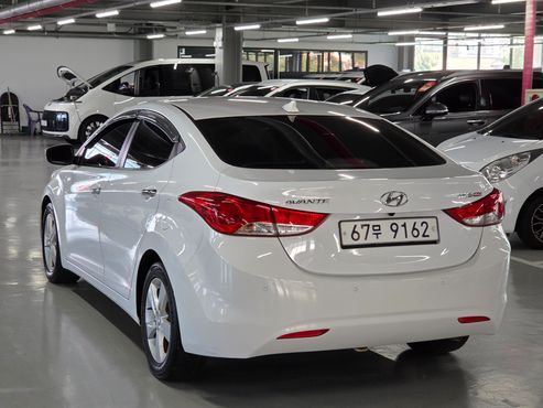 Hyundai AVANTE M16 GDI Premier — пробег 139 133 км — фото 4 из 5