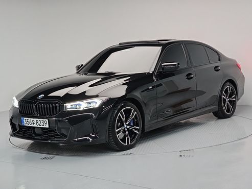 BMW 3-Series 320i M Sport — пробег 4 203 км — фото 2 из 5