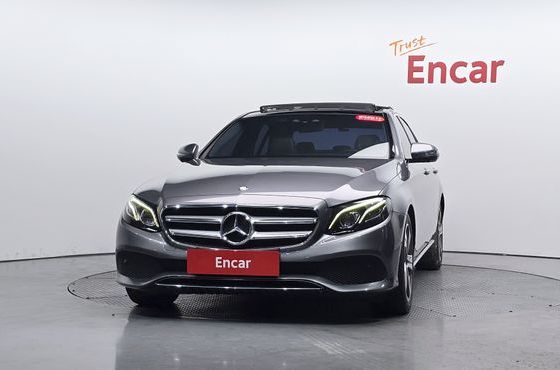 Mercedes-Benz E-Class E300 4MATIC Avnatgarde — пробег 159 130 км — фото 3 из 5