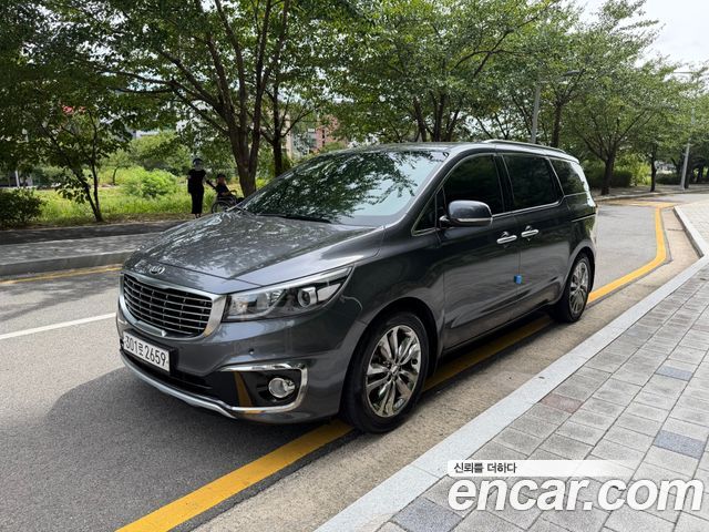Kia Carnival из Кореи Encar