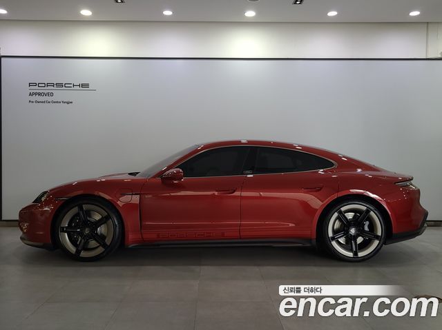 Porsche Taycan Turbo — пробег 2 100 км — фото 5 из 5
