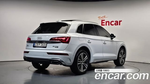 Audi Q5 45 TFSI Quattro Premium — пробег 68 056 км — фото 2 из 5