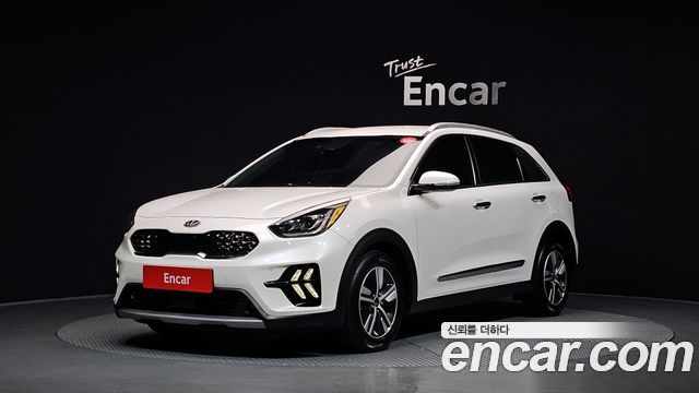Kia Niro 1.6 HEV Noblesse Special — пробег 95 927 км — фото 1 из 5