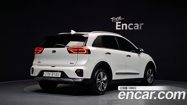 Kia Niro 1.6 HEV Noblesse Special — пробег 95 927 км — фото 2 из 5