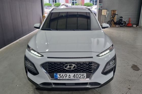 Hyundai Kona Premium Special — пробег 102 200 км — фото 3 из 5