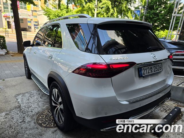 Mercedes-Benz GLE-Class GLE450 4MATIC — пробег 900 км — фото 5 из 5