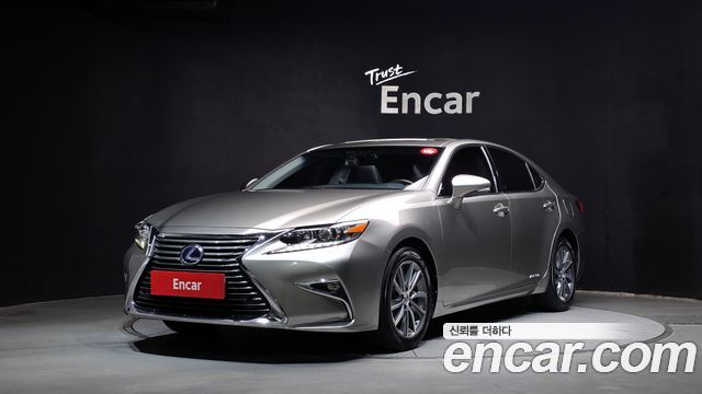 Lexus ES Supreme XV60 — пробег 87 499 км — фото 1 из 5