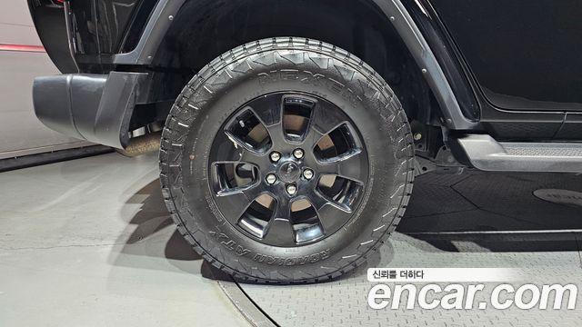 Jeep Wrangler 2.0 Overland Power Top 4Door — пробег 78 867 км — фото 5 из 5