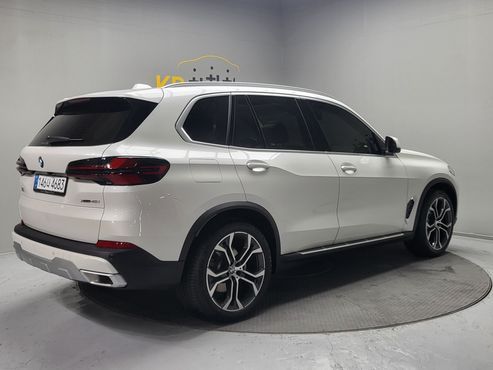 BMW X5 xDrive 40i xLine — пробег 2 350 км — фото 2 из 5