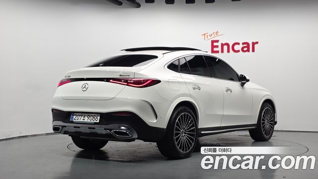 Mercedes-Benz GLC-Class GLC300 4MATIC Coupe — пробег 18 462 км — фото 2 из 5