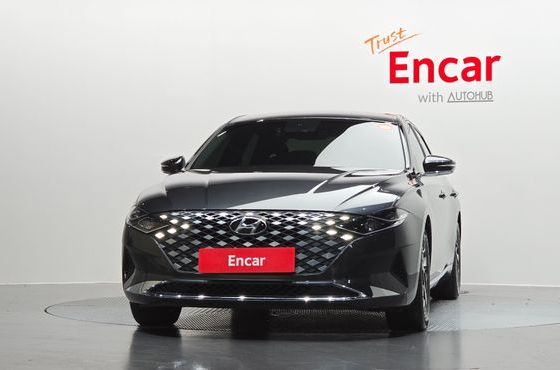 Hyundai Grandeur Premium — пробег 97 208 км — фото 3 из 5