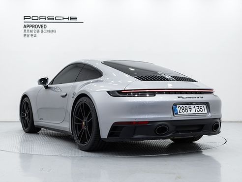 Porsche 911 Carrera 4 GTS — пробег 14 910 км — фото 2 из 5