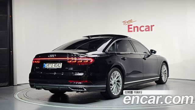 Audi A8 55 TFSI Quattro LWB — пробег 89 971 км — фото 2 из 5