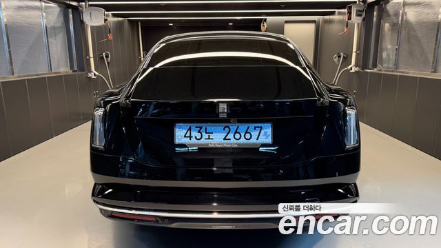 Rolls-Royce Spectre Coupe — пробег 5 540 км — фото 2 из 5