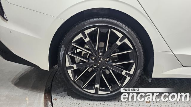 Kia K5 1.6 Turbo Signature — пробег 15 994 км — фото 5 из 5