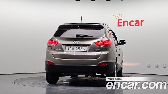 Hyundai Tucson Diesel 2WD LX20 Premier — пробег 70 465 км — фото 4 из 5