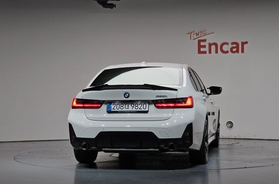 BMW 3-Series 320i M Sport — пробег 9 579 км — фото 4 из 5