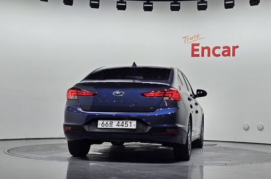 Hyundai AVANTE 1.6 Style — пробег 98 595 км — фото 4 из 5