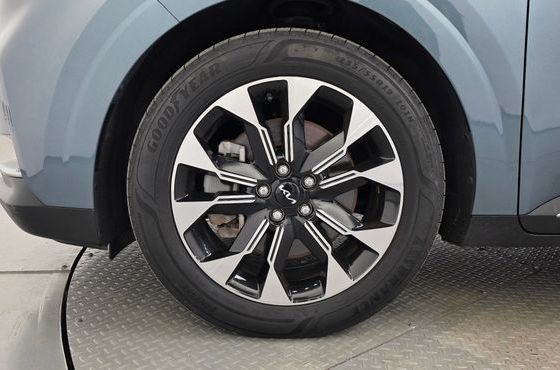 Kia Carnival Gasoline 7-Seater Outdoor Noblesse — пробег 53 114 км — фото 5 из 5