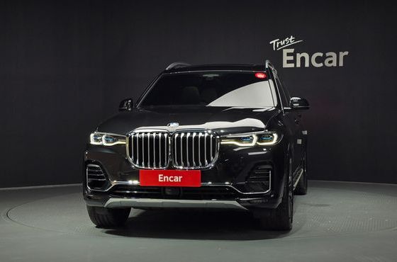 BMW X7 xDrive 30d Design Pure Excellence First Edition 6-Seater — пробег 146 585 км — фото 3 из 5