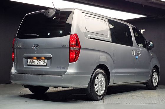 Hyundai Starex Van 5-Seater Smart — пробег 139 352 км — фото 2 из 5