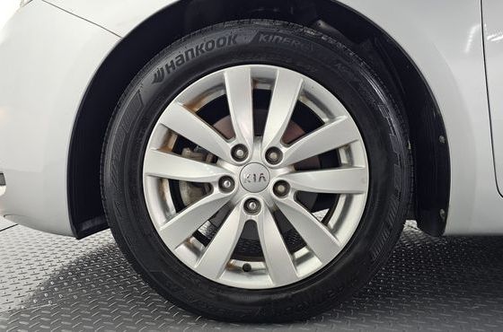 Kia K3 Luxury — пробег 43 857 км — фото 5 из 5