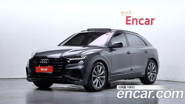 Audi Q8 55 TFSI Quattro Premium — пробег 104 254 км — фото 1 из 5
