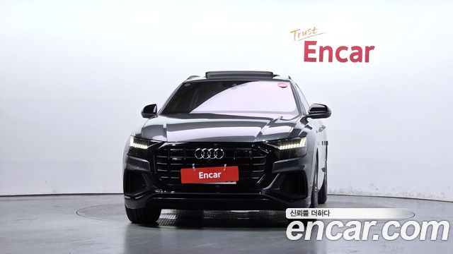 Audi Q8 55 TFSI Quattro Premium — пробег 104 254 км — фото 3 из 5