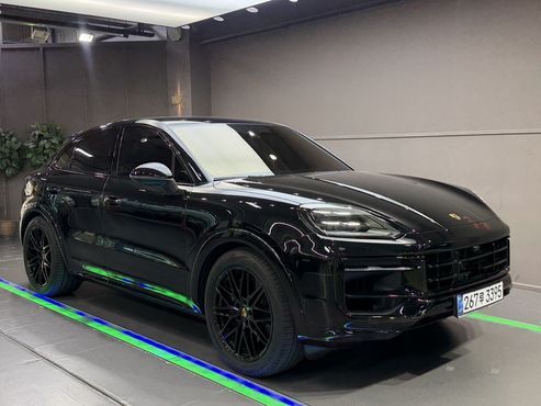 Porsche Cayenne 3.0 E-Hybrid Coupe — пробег 16 641 км — фото 2 из 5
