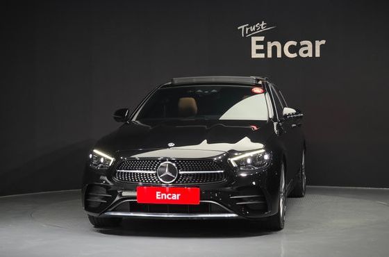 Mercedes-Benz E-Class E350 4MATIC AMG Line — пробег 40 854 км — фото 3 из 5