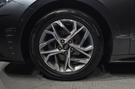 Hyundai Sonata 2.0 Premium Plus — пробег 75 430 км — фото 5 из 5