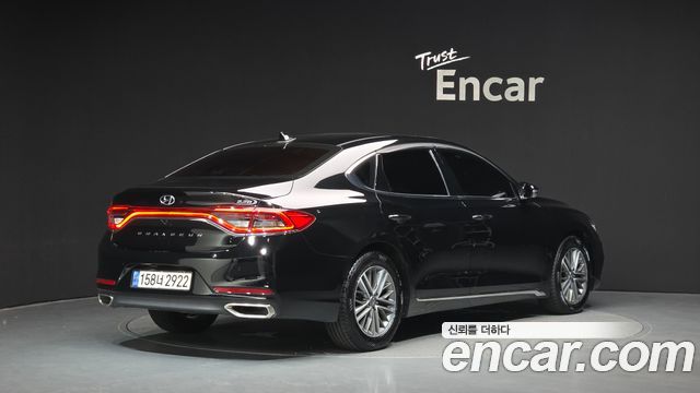 Hyundai Grandeur 2.2 Diesel Premium — пробег 74 327 км — фото 2 из 5